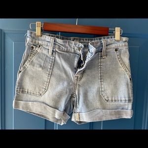GAP Girlfriend Jean Shorts
